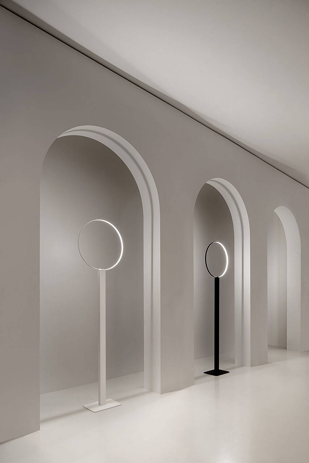 giro 200/ph dim 0-10 emissione lato esterno o interno